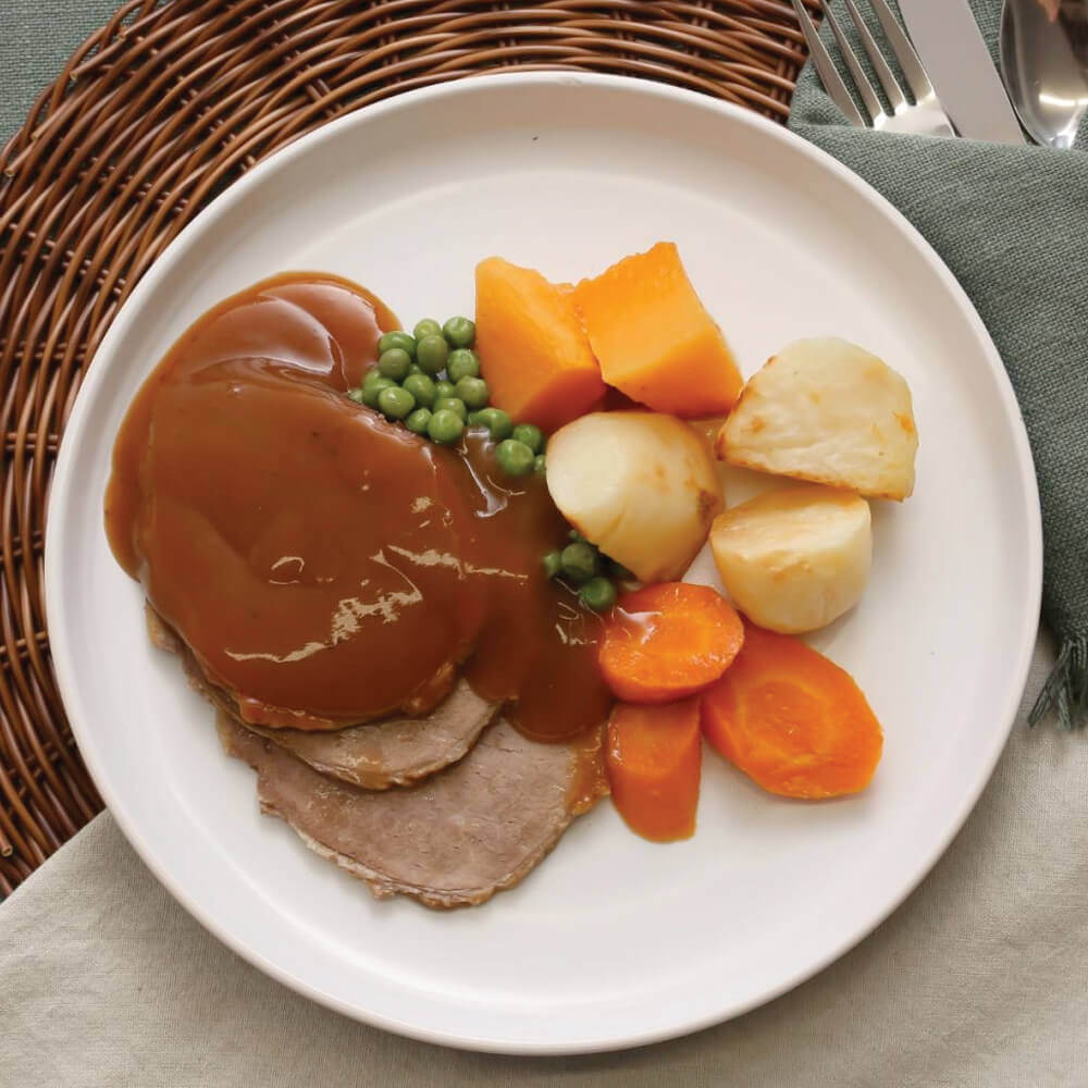 Roast Beef Loin with Roast Potatos and Vegetables and Gravy